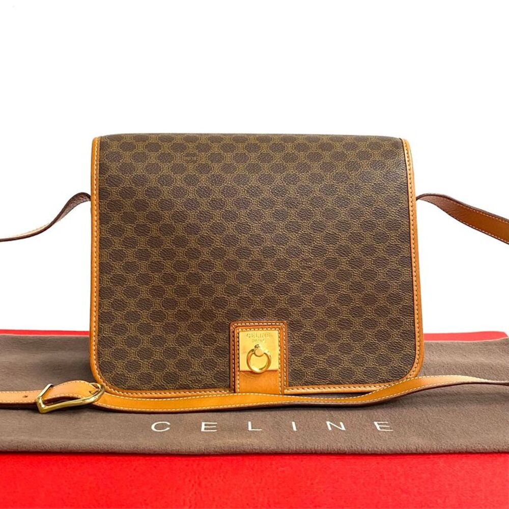 CELINE Macadam Blazon Trionphe Leather Shoulder Bag